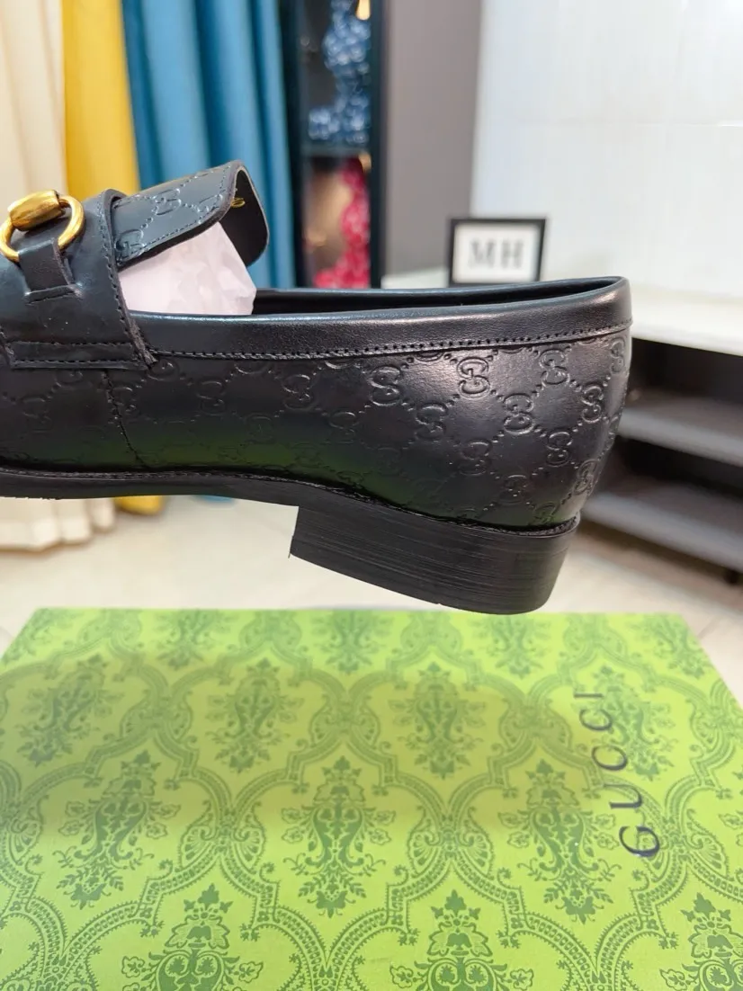 Men's shoes 💰500🌹🌹【GUCCI】The most popular classic Gucci leather shoes. Synchronized with the official website, the upper is made of Italian first-layer cowhide ➕cowhide lining, with unique brand and unique craftsmanship. Highlighting the hot style of the new year. Stop hesitating, stop wandering, get it now. Number: 38--44